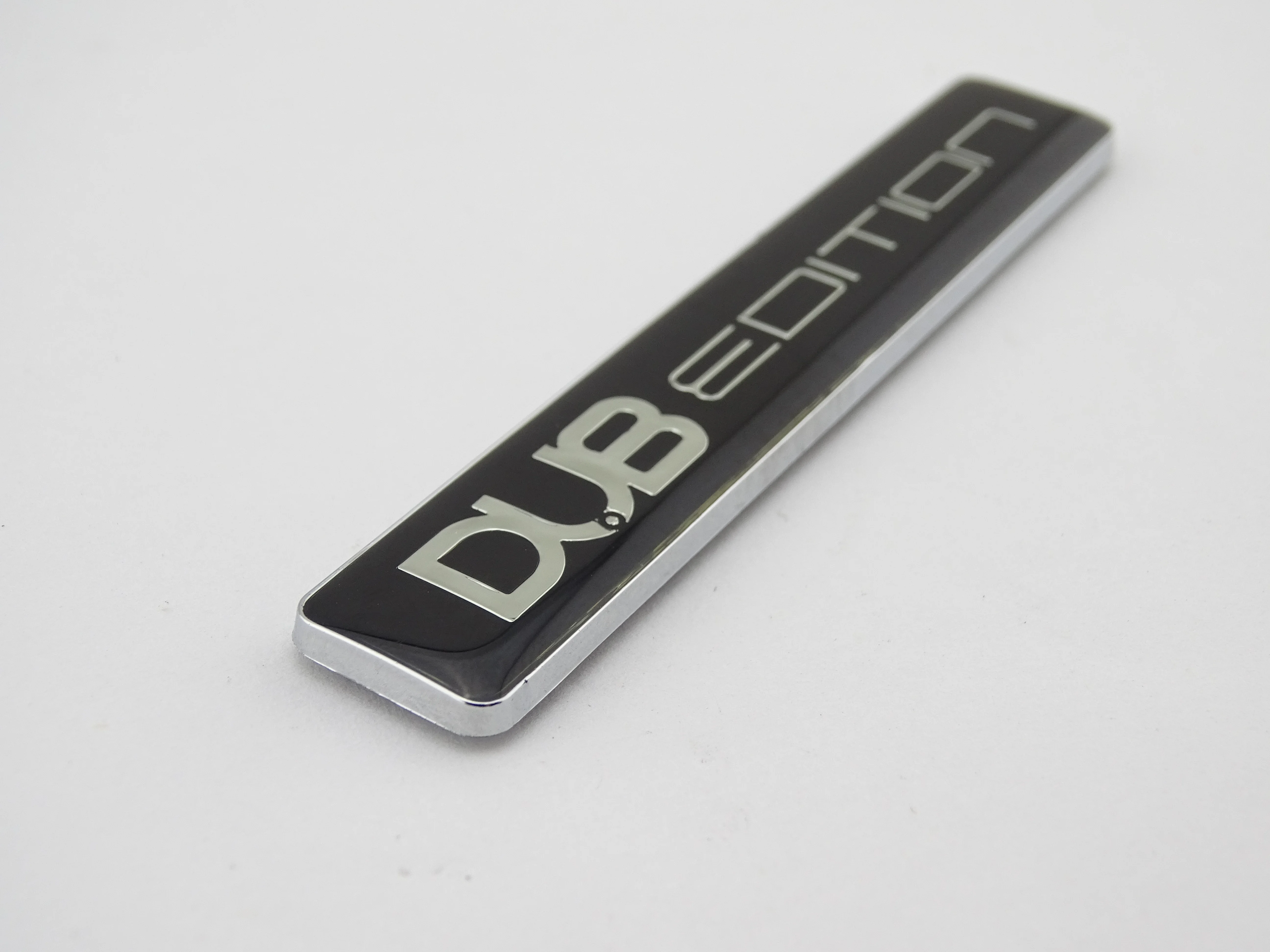 Emblema Cromado Edição Dub par - Golf Equipment Used avaliação e preço